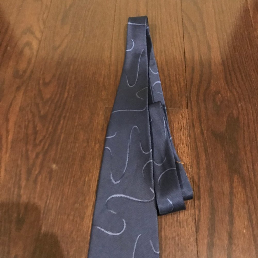 DKNY Blue Italian Silk Donna Karan Signature